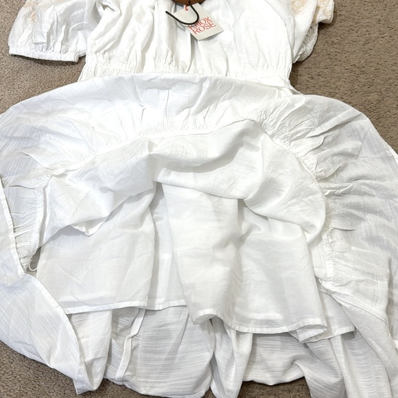 NWT White Summer Dress Size Medium/ Large - Picture 7 of 10